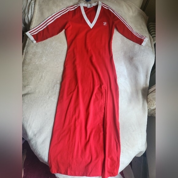Adidas Maxi Dress red w/ tri-stripes XL BNWT - Picture 1 of 14